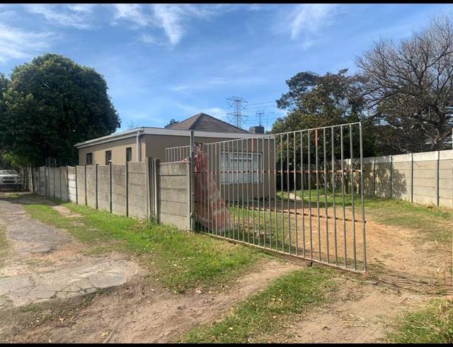 5 BEDROOM HOUSE FOR SALE IN THORNTON